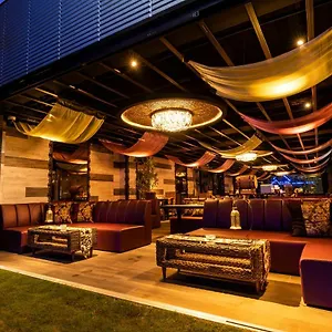Petit Bali Garden Shin Okubo - Shinjuku Sta 15min Walk - (adults Only) Hotel